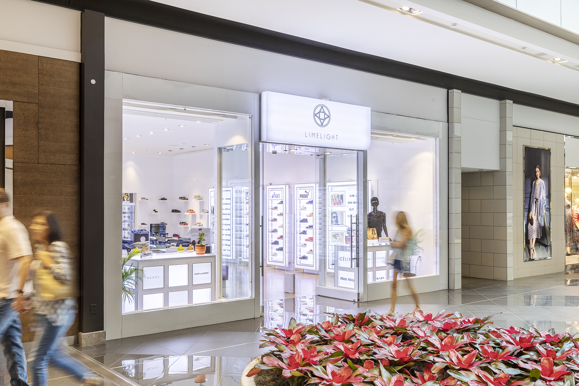 Louis Vuitton at The Shops at Riverside® - A Shopping Center in Hackensack,  NJ - A Simon Property
