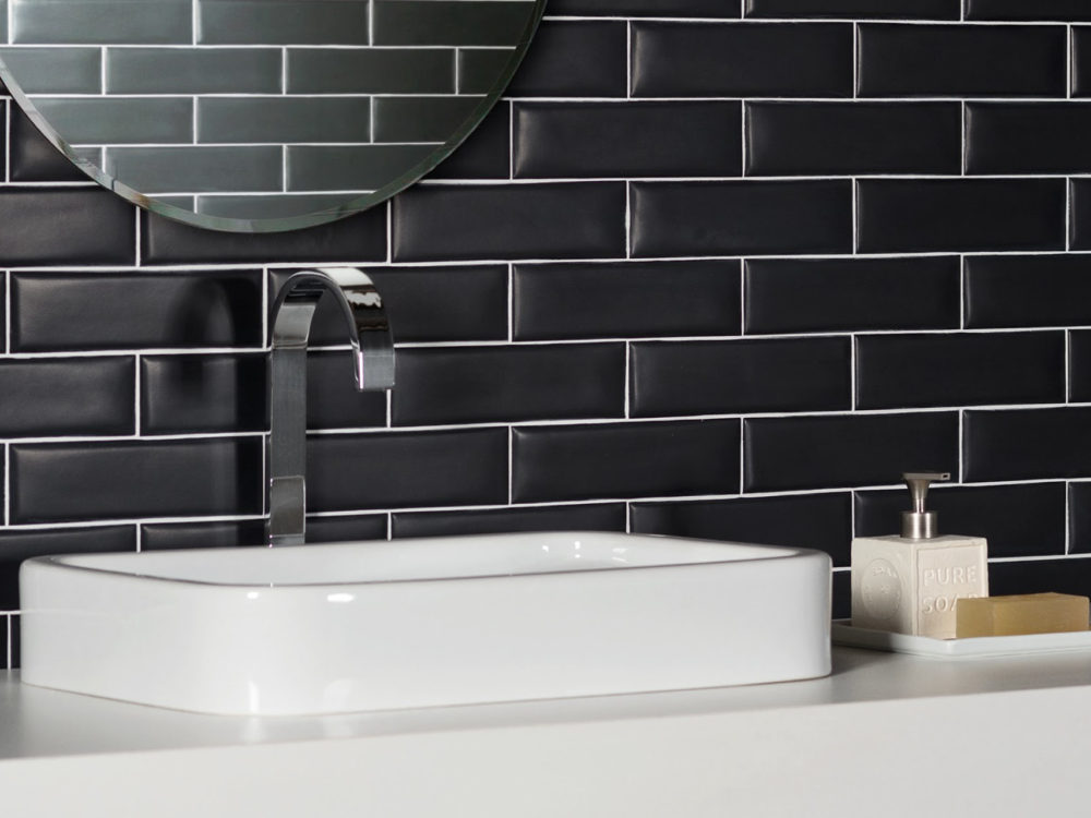 mondani-collection-product-subway-tile-seaport-install-sink